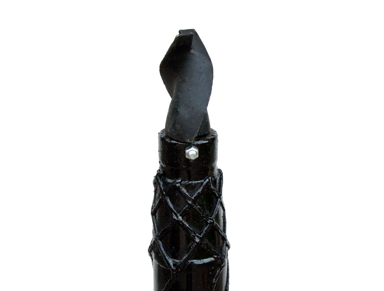 Dirtless digging solution which produces a hole with no loose dirt in the bottom or around the top of the hole.