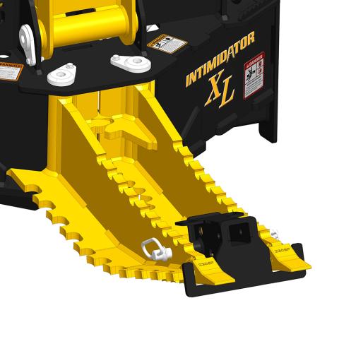 2 inch hitch receiver installed on jaws of Intimidator XL